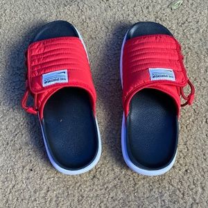 Nike Ashuna 2 slides